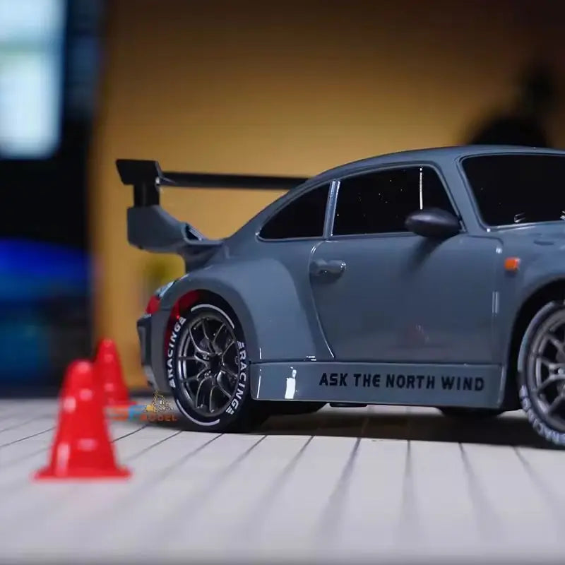 1:20 Scale RC Drift Car – 2.4GHz High Speed Remote Control Racing Car Model, Mini Radio Controlled Vehicle Toy Gift for Kids and Boys